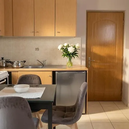 Penthouse By Pavlos דירה